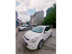 Sahibinden Hyundai i20 1.4 CVVT Jump 2012 Model 
