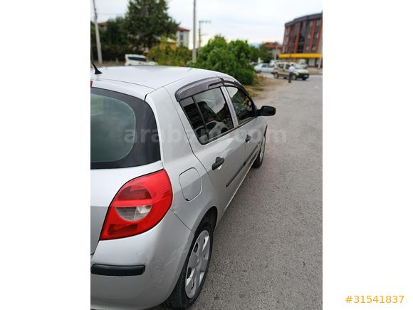Pazarlıksız Renault Clio 1.2 Authentique  Acİl 2007 Model Düzce