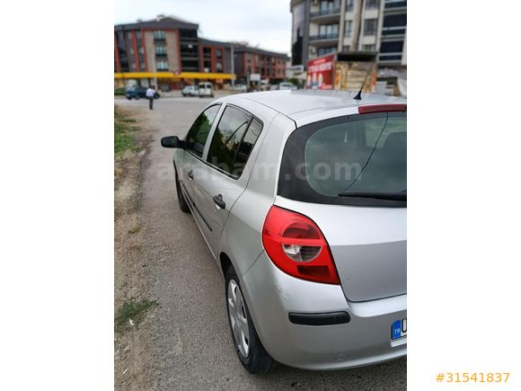 Pazarlıksız Renault Clio 1.2 Authentique  Acİl 2007 Model Düzce