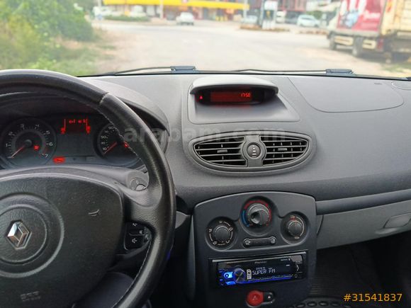 Pazarlıksız Renault Clio 1.2 Authentique  Acİl 2007 Model Düzce