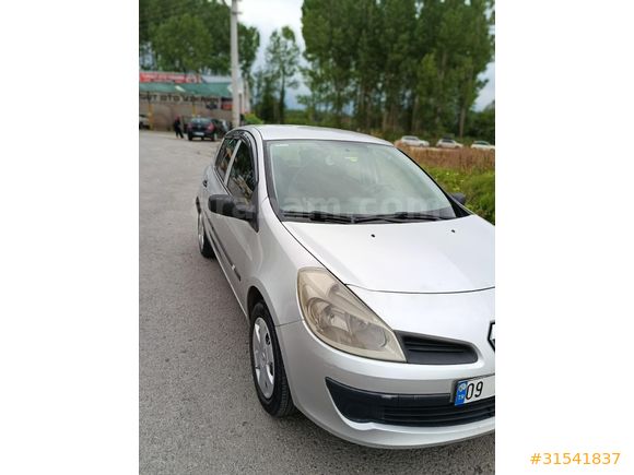Pazarlıksız Renault Clio 1.2 Authentique  Acİl 2007 Model Düzce