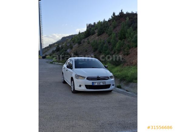 TEMİZ BAKIMLI AİLE ARACI