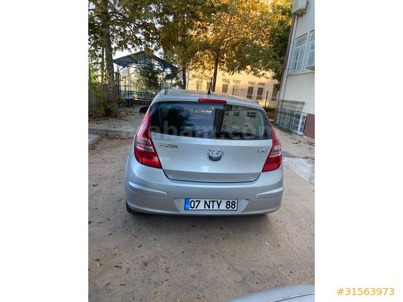 Sahibinden Hyundai i30 1.6 CVVT Mode 2010 Model 