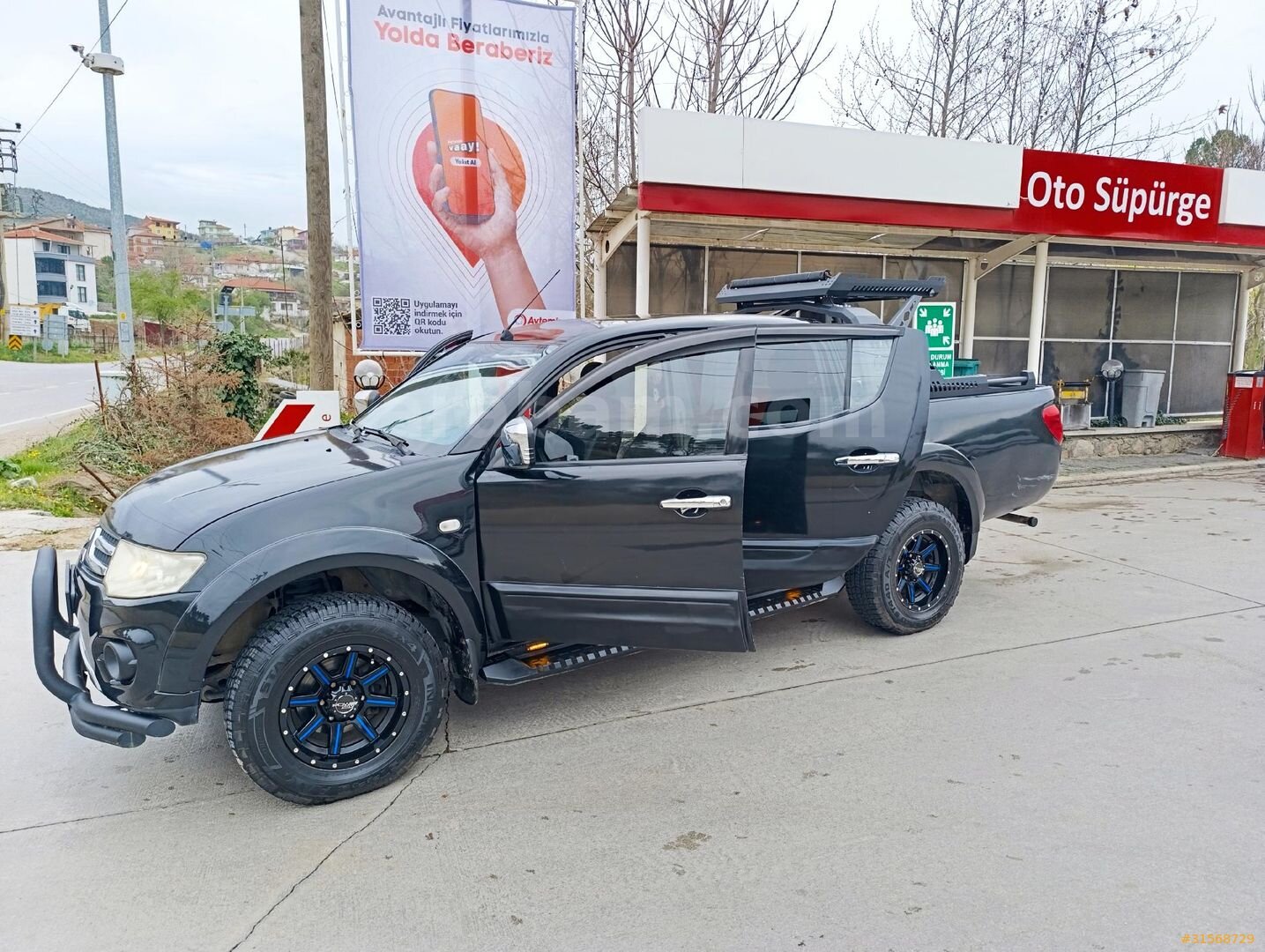 Sahibinden düşük km Mitsubishi L 200 otomatik 4x2 Invite 2014 Model 6