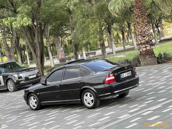 Galeriden Opel Vectra 2.0 CD 1997 Model Denizli