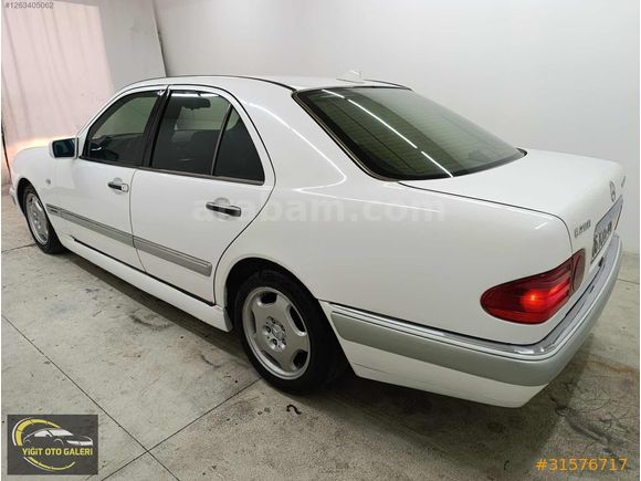 W210 E200 E2 PAKET SANRUFLU DERİ KOLTUK OTOMATİK VİTES BAKIMLI