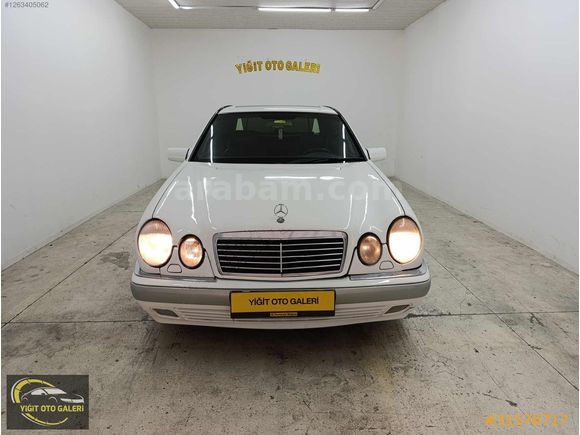 W210 E200 E2 PAKET SANRUFLU DERİ KOLTUK OTOMATİK VİTES BAKIMLI