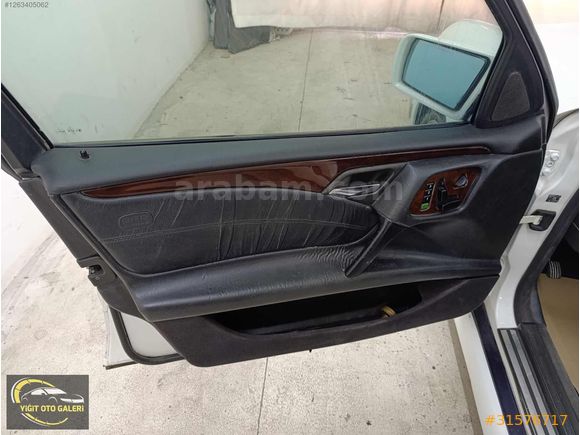 W210 E200 E2 PAKET SANRUFLU DERİ KOLTUK OTOMATİK VİTES BAKIMLI