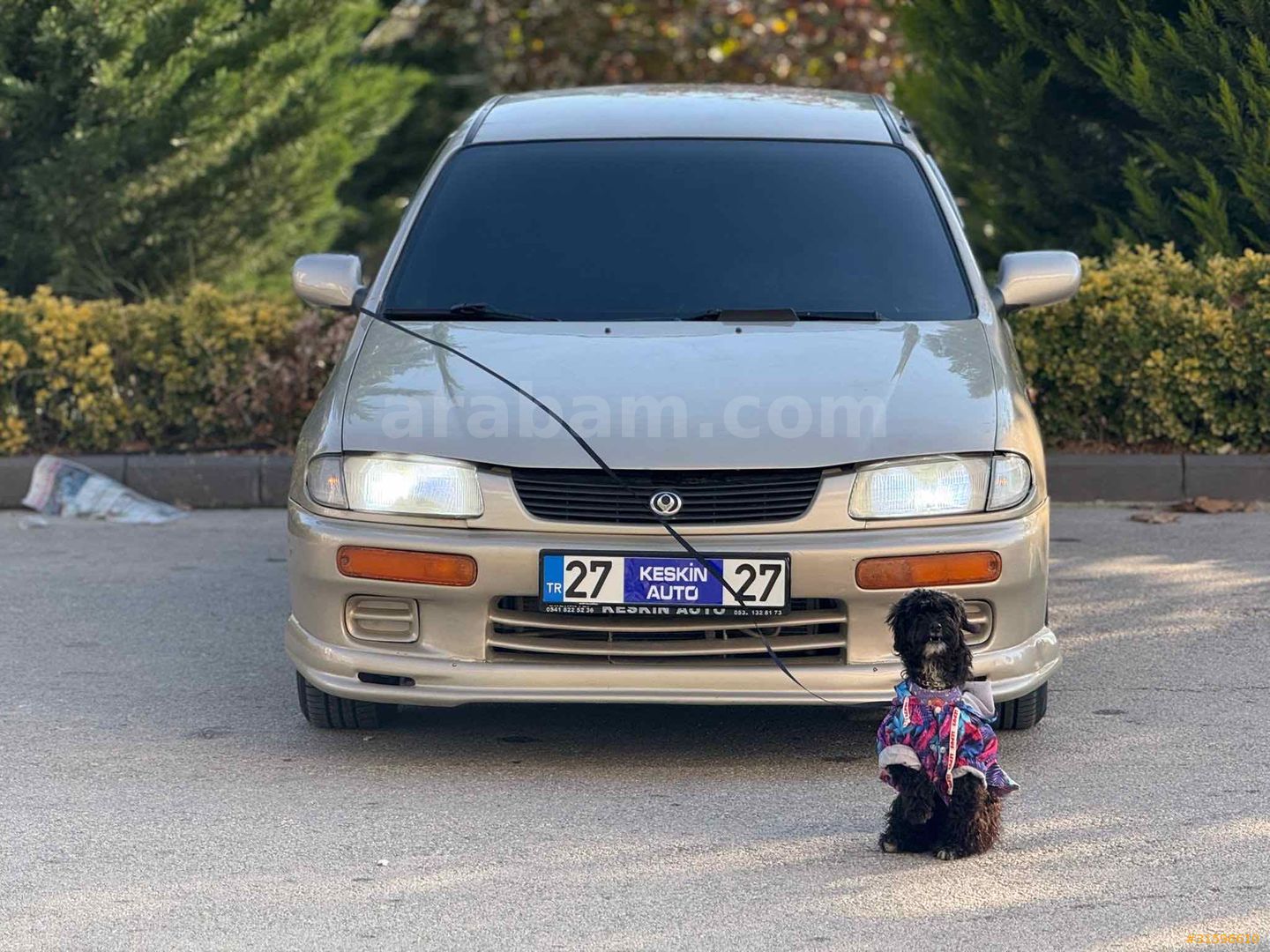 みぃ出品 Galeriden Mazda 323 1.8 GLX 1997 Model Gaziantep 300.000 km Bej