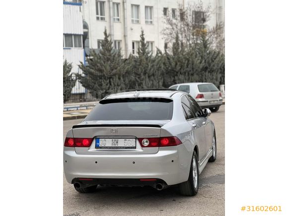 2.4 YER UÇAĞI