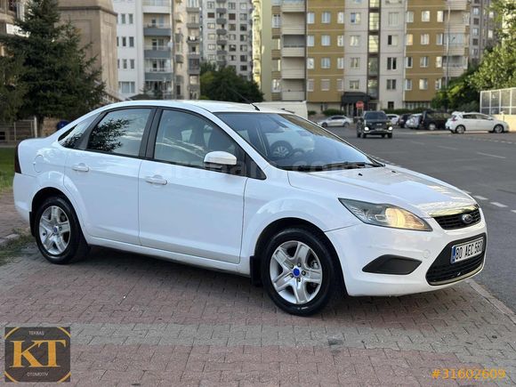 DEĞİŞENSİZ ORJİNAL FUL BAKIMLI 2010 MODEL FORD FOCUS 1.6 TDCİ