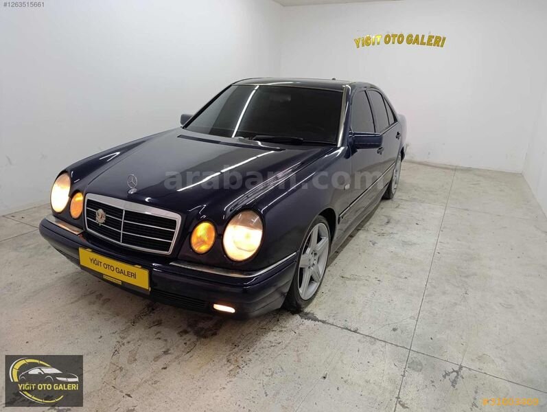 Galeriden Mercedes - Benz E 200 Avantgarde 1995 Model Aydın 456.000 km Lacivert