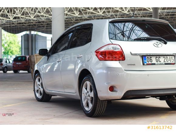 UYGUNLAR AUTO'DAN TEMİZ AİLE ARACI AURİS