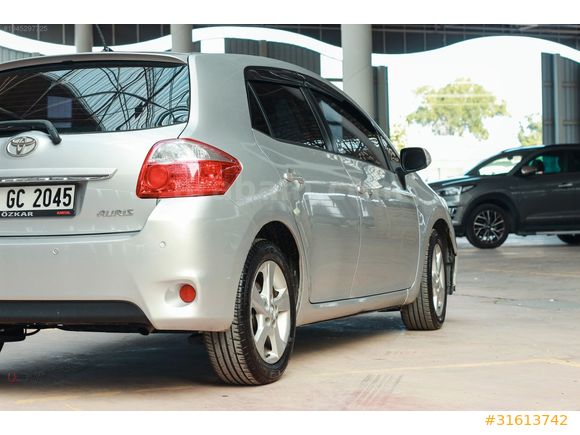 UYGUNLAR AUTO'DAN TEMİZ AİLE ARACI AURİS