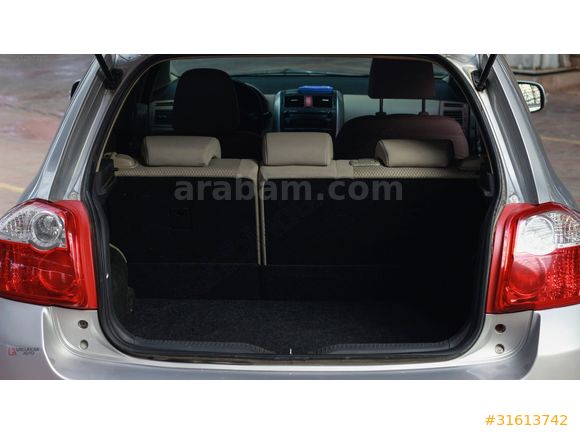 UYGUNLAR AUTO'DAN TEMİZ AİLE ARACI AURİS
