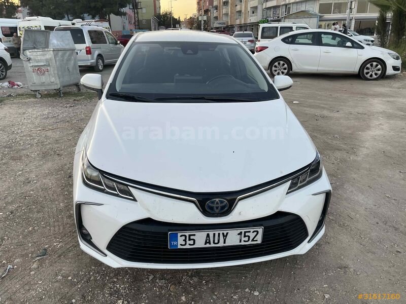 Sahibinden Toyota Corolla 1.8 Hybrid Dream 2021 Model Mardin 230.000 km Beyaz
