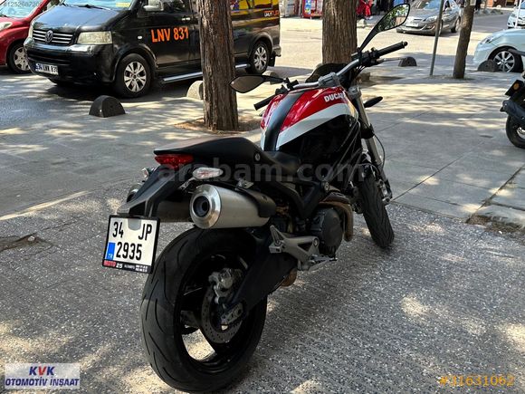 DÜŞÜK KM, HASAR KAYITSIZ DUCATİ MONSTER 696