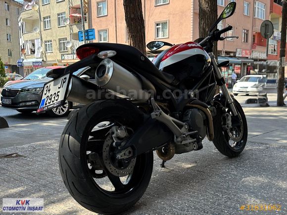 DÜŞÜK KM, HASAR KAYITSIZ DUCATİ MONSTER 696