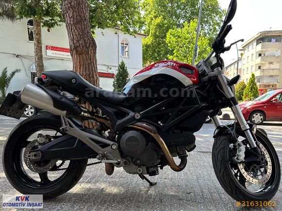 DÜŞÜK KM, HASAR KAYITSIZ DUCATİ MONSTER 696