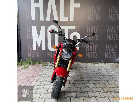 HALF MOTO 2015 HONDA MSX 125 CUSTOM