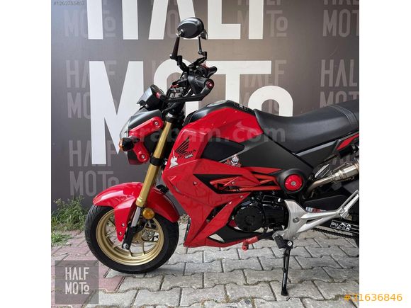 HALF MOTO 2015 HONDA MSX 125 CUSTOM