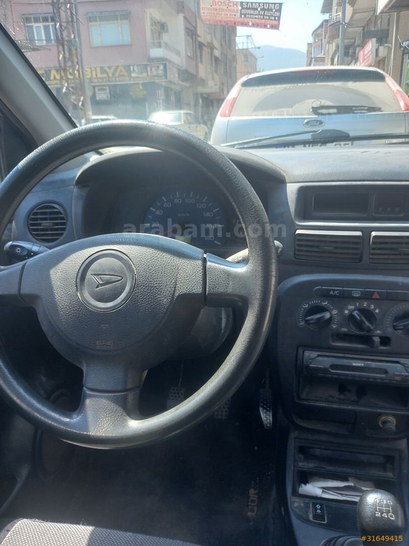 Sahibinden Daihatsu Cuore 1.0 Low Grade 2006 Model Hatay 113.000 km Gri 5