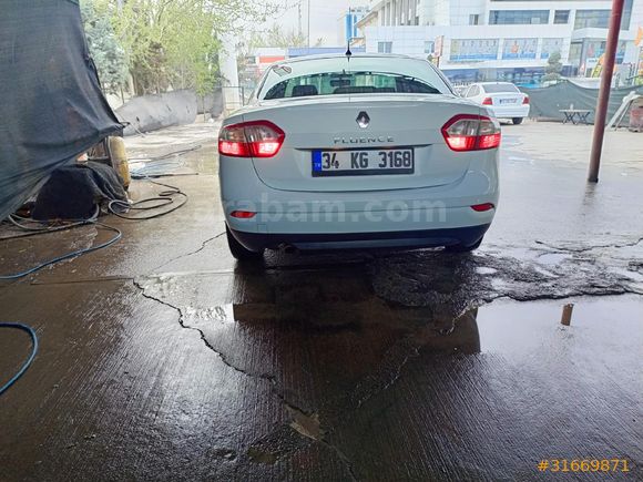 HATASİZ SAHİBİNDEN TAKASLİ Renault Fluence 1.5 dCi Touch Plus 2013 Model