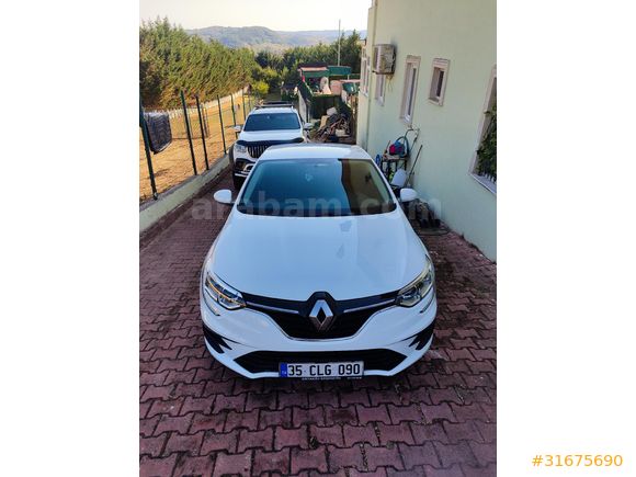 Sahibinden Renault Megane 1.3 TCe Joy 2022 Model faturalı
