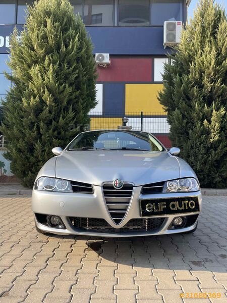 Galeriden Alfa Romeo 156 1.6 TS Progression 2005 Model Aydın 216.000 km Gri (Gümüş)