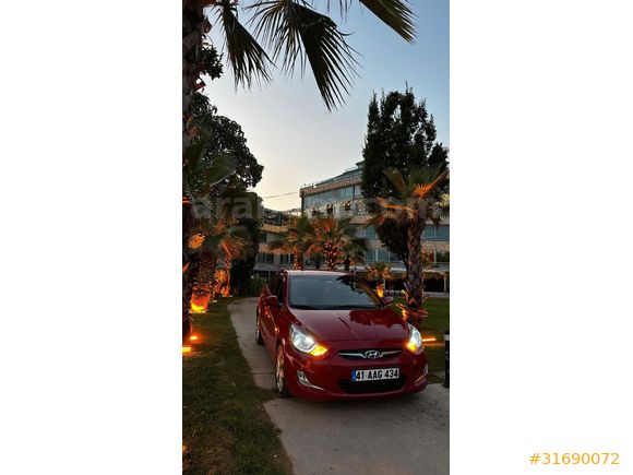 Sahibinden Hyundai Accent Blue 1.6 CRDI Mode Plus 2012 Model