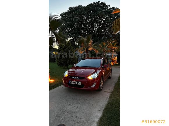 Sahibinden Hyundai Accent Blue 1.6 CRDI Mode Plus 2012 Model
