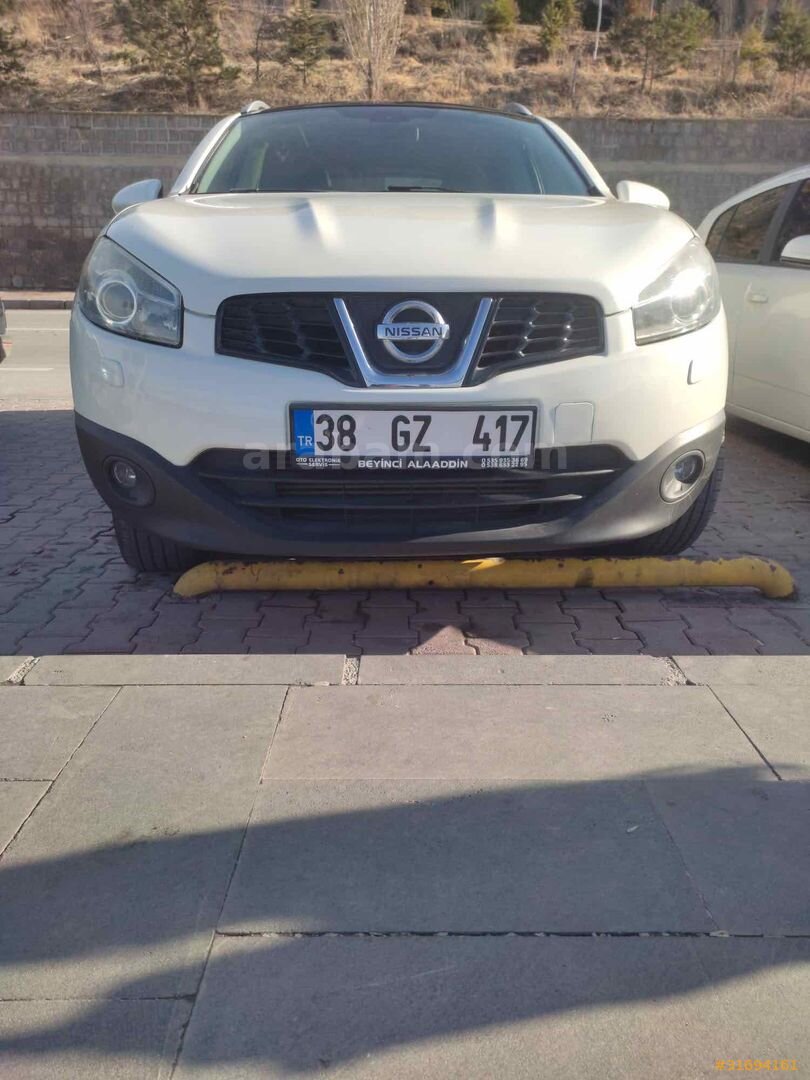 GALERİDEN NİSSAN QASHQAİ+2 1.5 DCİ PLATİNUM 2013 MODEL KAYSERİ