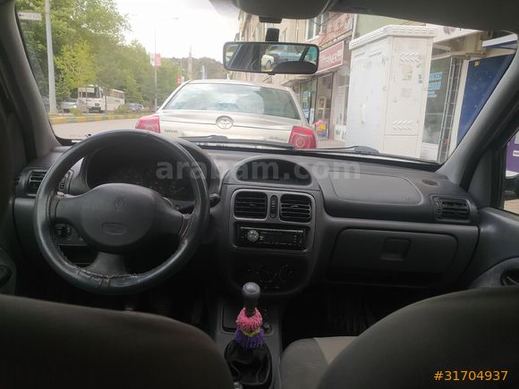 Renault Clio 1.6 RXT 2000 Model