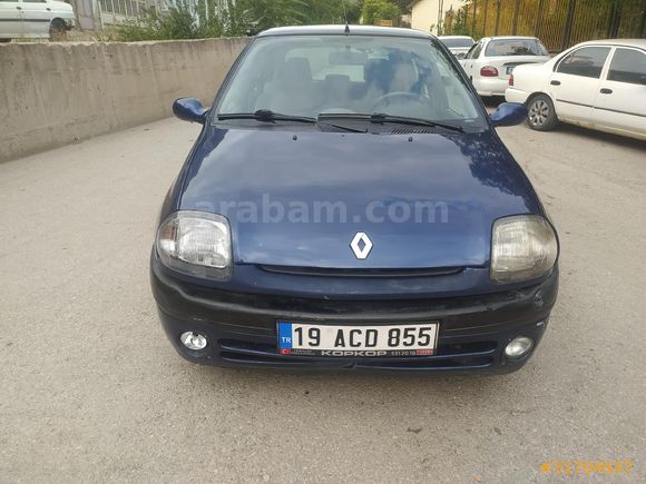 Renault Clio 1.6 RXT 2000 Model