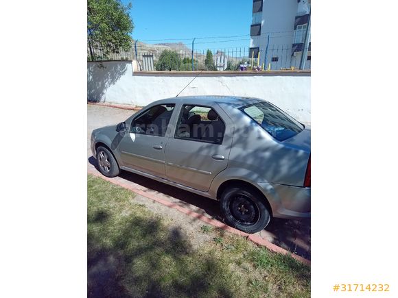 Sahibinden Düşük km Dacia Logan 1.4 Black Line 2011 Model