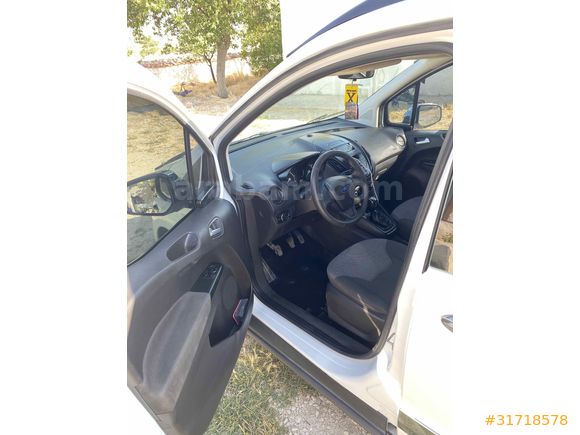 Sahibinden Ford Tourneo Courier 1.5 TDCi Journey Trend 2019 Model 