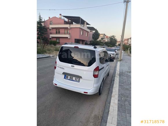 Sahibinden Ford Tourneo Courier 1.5 TDCi Journey Trend 2019 Model 