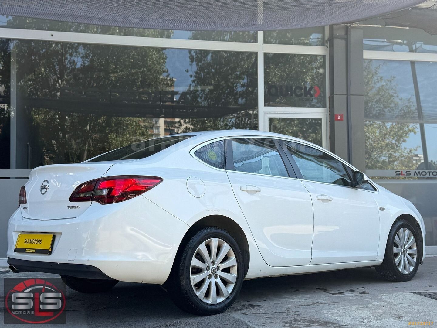 Galeriden Opel Astra 1.4 T Sport 2015 Model İstanbul 121.000 km Beyaz 5