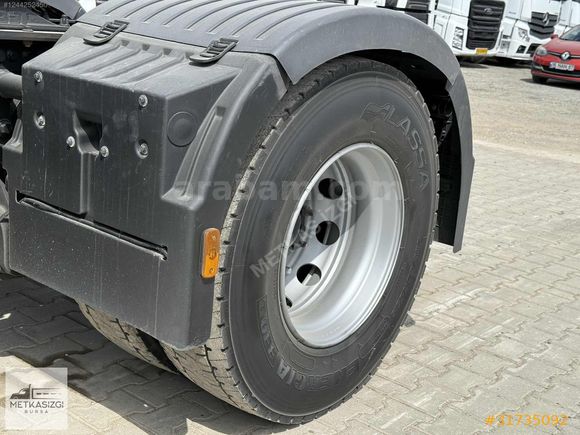 İZGİ'DEN 2023 MODEL 220 BİN KM'DE FORD 1848T ÇEKİCİ