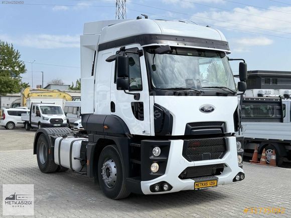 İZGİ'DEN 2023 MODEL 220 BİN KM'DE FORD 1848T ÇEKİCİ