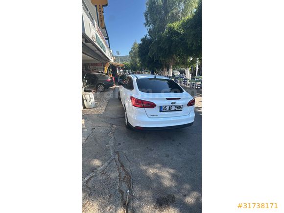 Sahibinden Ford Focus 1.6 TDCi Trend X 2015 Model