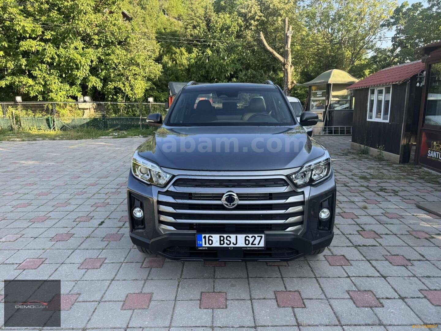 Galeriden KGM SsangYong Musso Grand 2.2 D Platinum Plus 2024 Model Bursa 29.000 km Gri 4