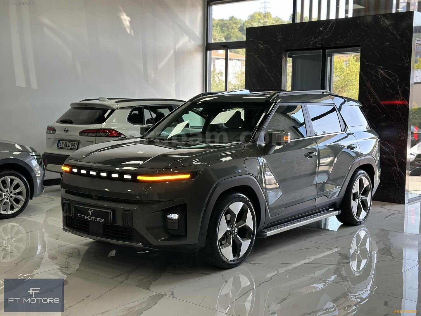 Galeriden KGM SsangYong Torres EVX 4x2 2024 Model İstanbul 25.850 km Gri 5