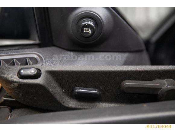 2010 FORD MUSTANG 4.6 GT ISITMA_DERİ_CRUISE_131.217KM