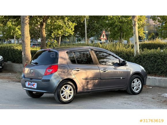 OTOMATİK VİTES TEMIZ KULLANILMIŞ AİLE ARACI ARAYANLARA