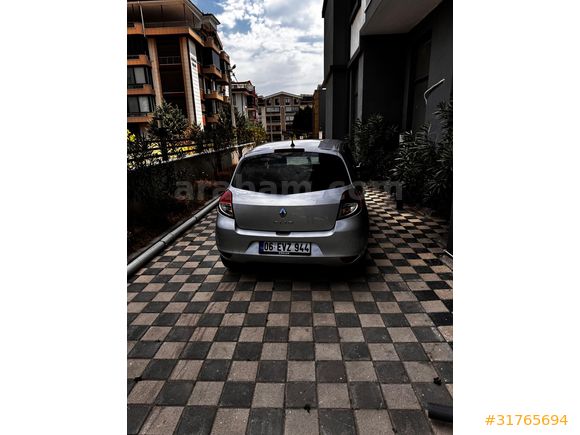 Sahibinden Renault Clio 1.2 Expression 2010 Model