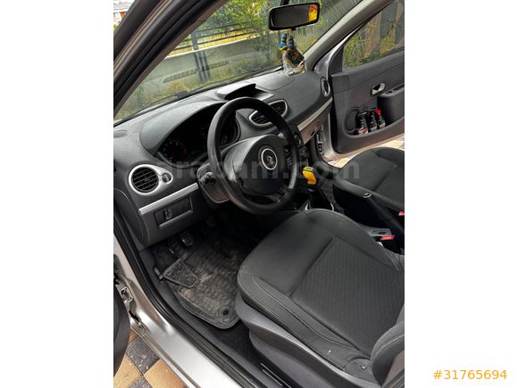 Sahibinden Renault Clio 1.2 Expression 2010 Model