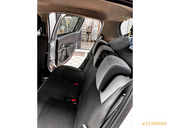 Sahibinden Renault Clio 1.2 Expression 2010 Model
