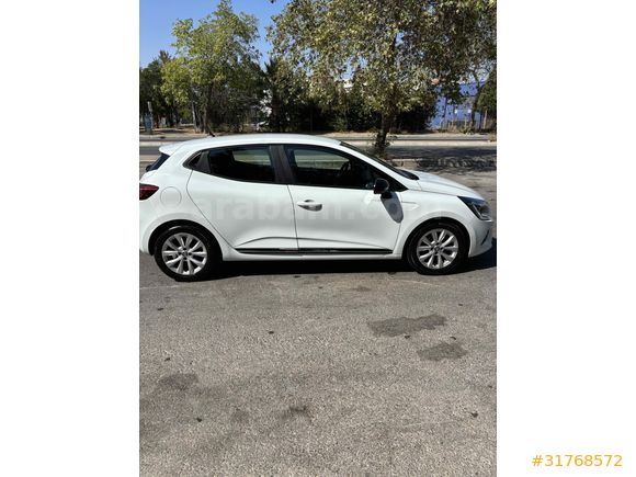 Sahibinden Renault Clio 1.0 TCe Touch 2023 Model 