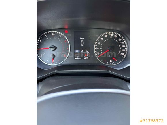 Sahibinden Renault Clio 1.0 TCe Touch 2023 Model 